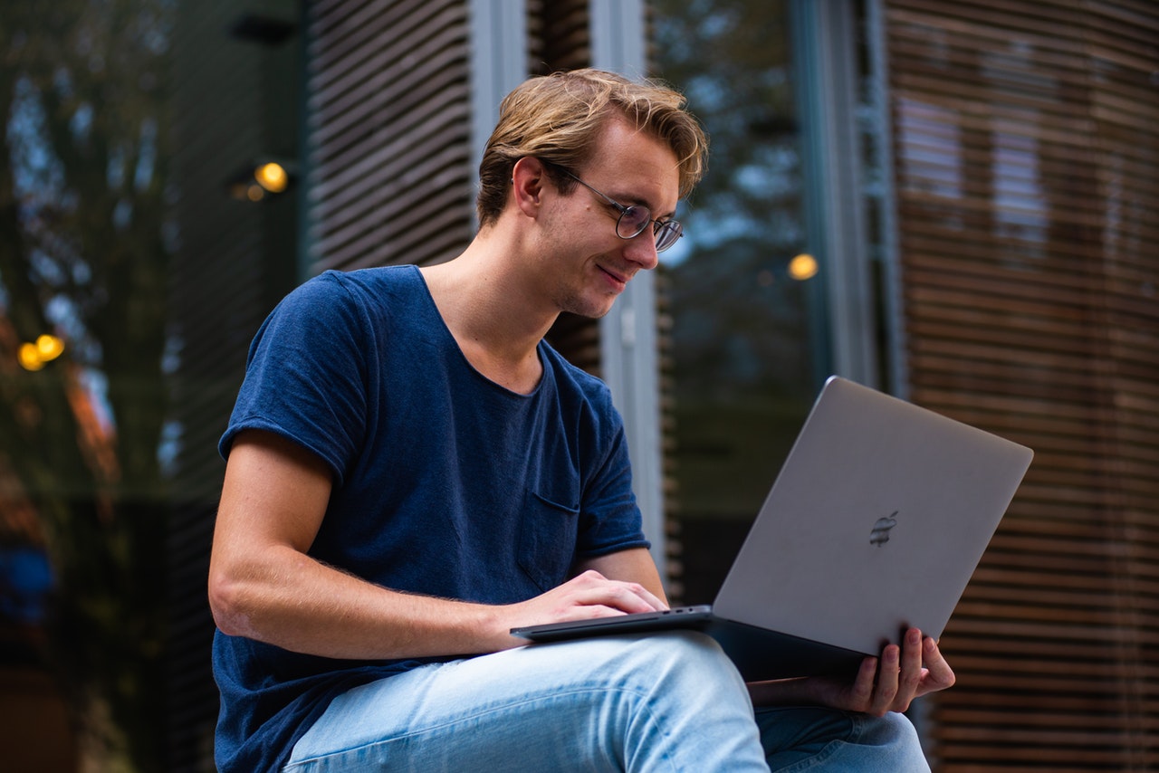 New study shows significant amount of online feedback unopened by university students