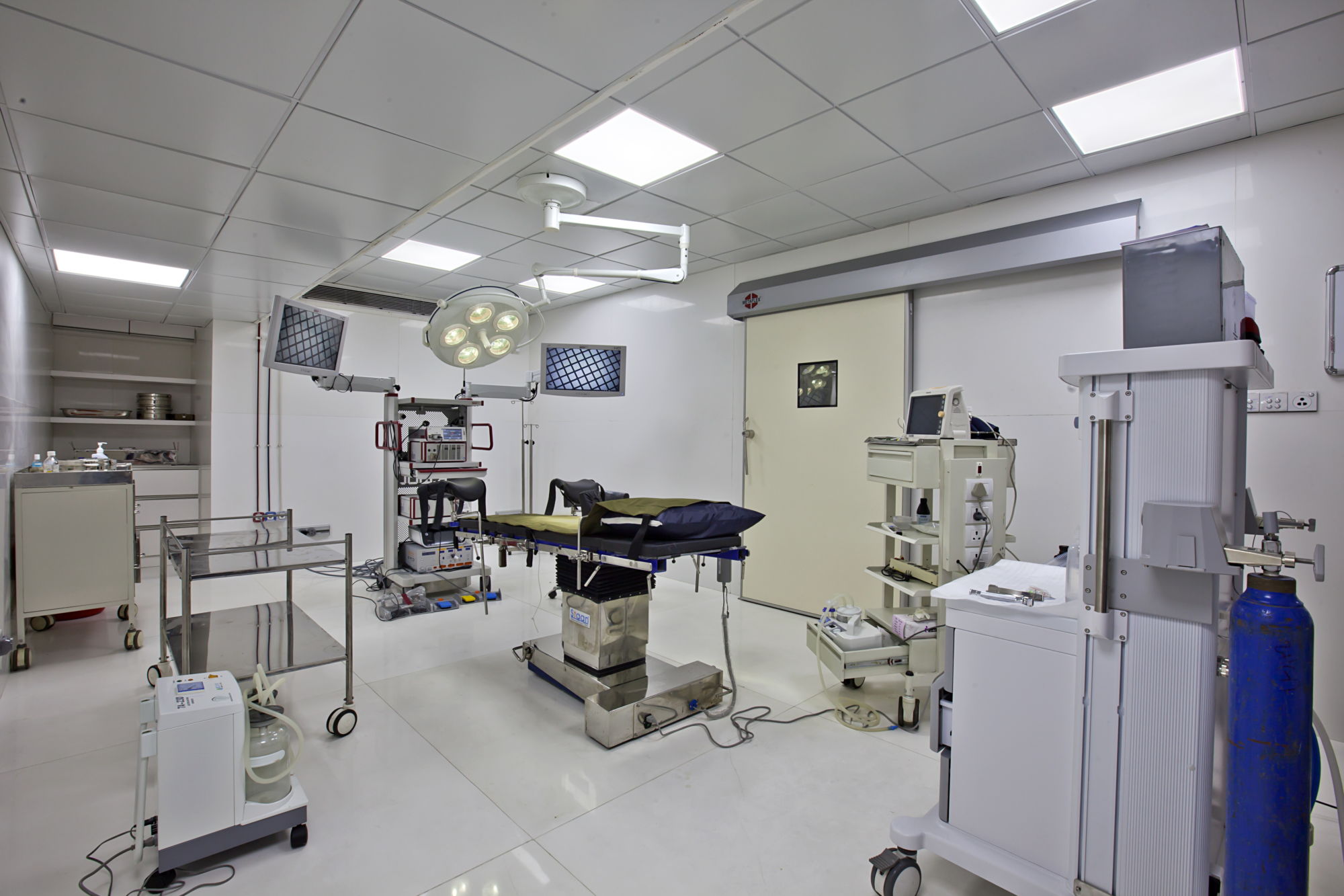 Global study shows COVID-19 patients who undergo surgery are at increased risk of postoperative mortality