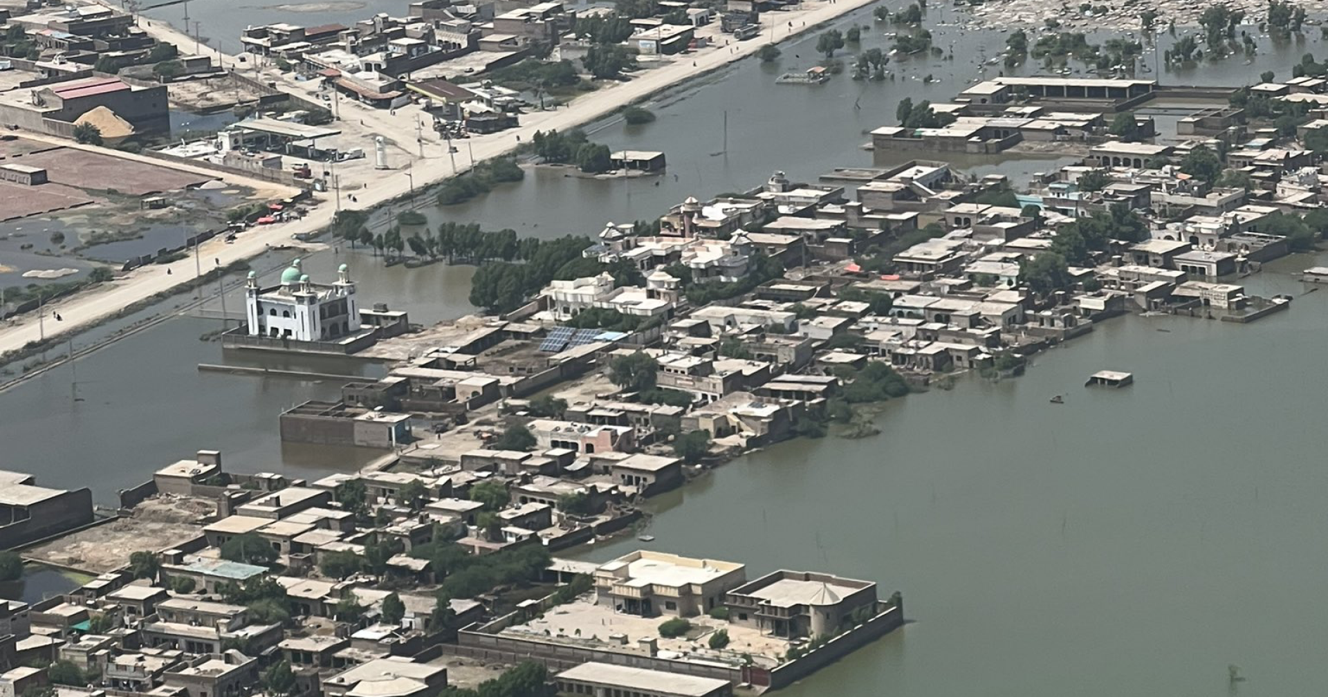 Western expert available to comment on flooding in Pakistan