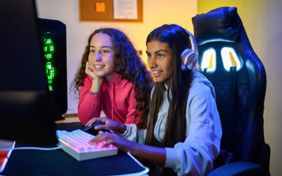 Does playing video games make you smarter? | BBC Inside Science
