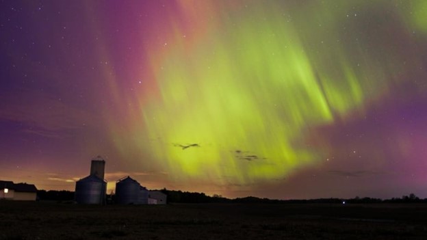 Why the northern lights have been lighting up southwestern Ontario skies, and how you can see them tonight | CBC London