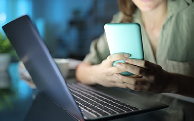 Decisions about social media difficult in wake of abusive relationships, research shows | CBC London