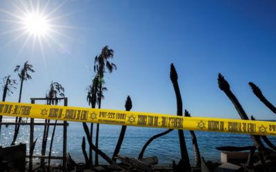 Wildfire smoke, ash spark health concerns in L.A. | CBC News Network