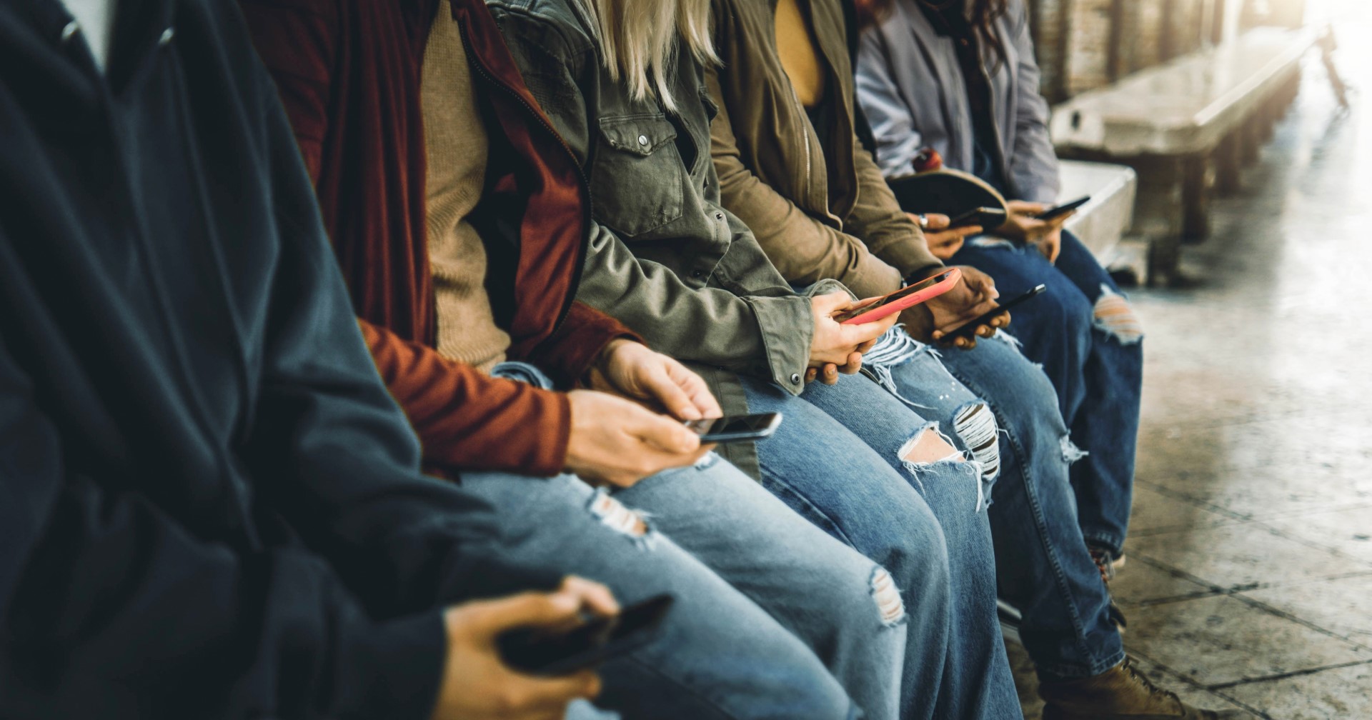 Experts available on EU plans for social media regulation