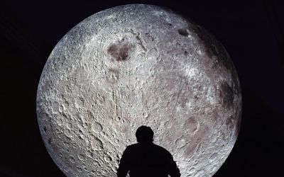 This Is What Your Daily Life on the Moon Might Look Like—And It Includes Eating Space Rocks, Scientists Suggest | Popular Mechanics